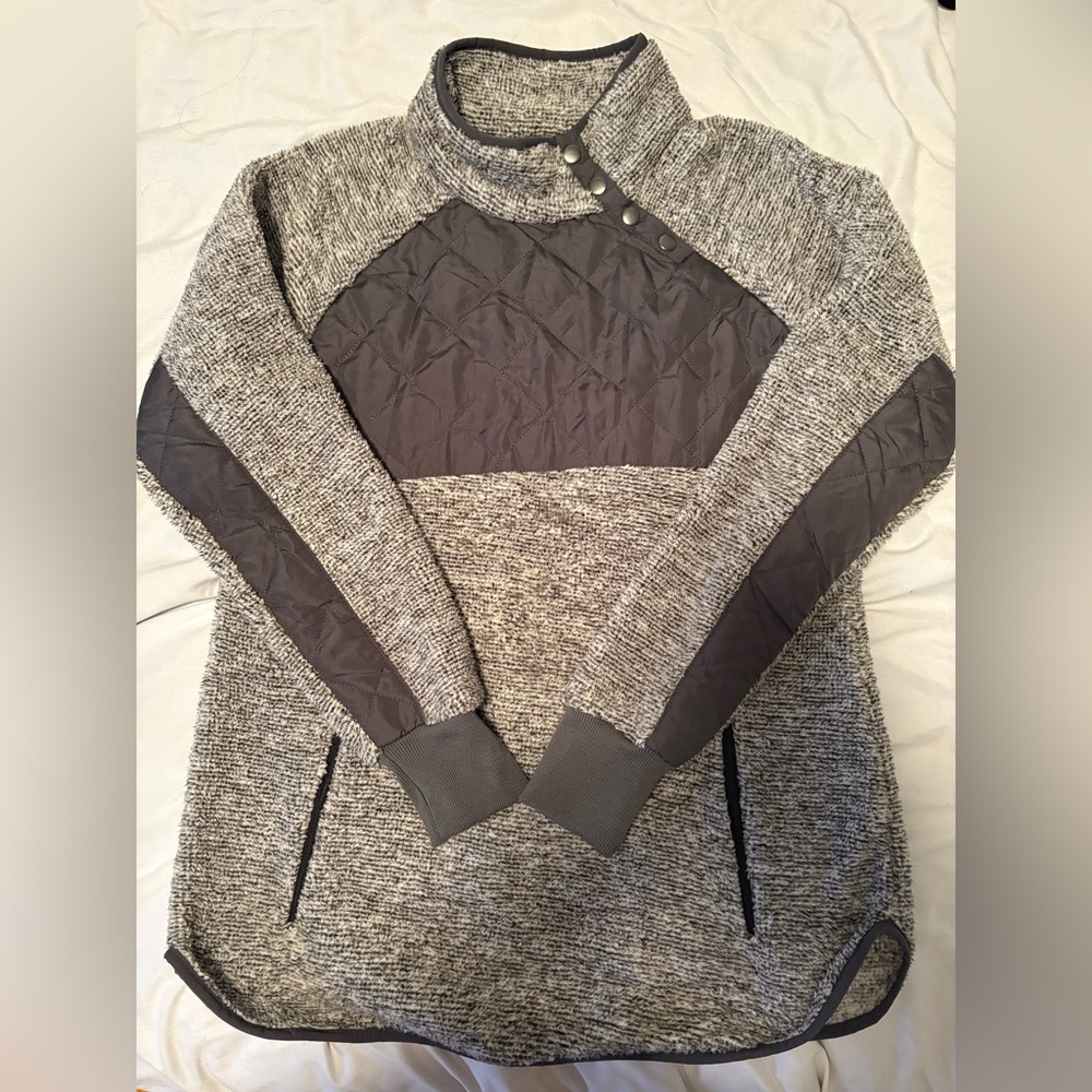 Pink Lily Fleece Quilted Pullover
